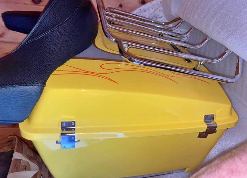 2005 Harley-Davidson CVO King Tour Pack Sunrise Yellow Pearl - Image 7