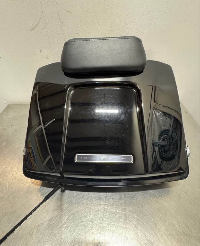 OEM Harley-Davidson Chopped Tour Pack Quick Disconnect Vivid Black