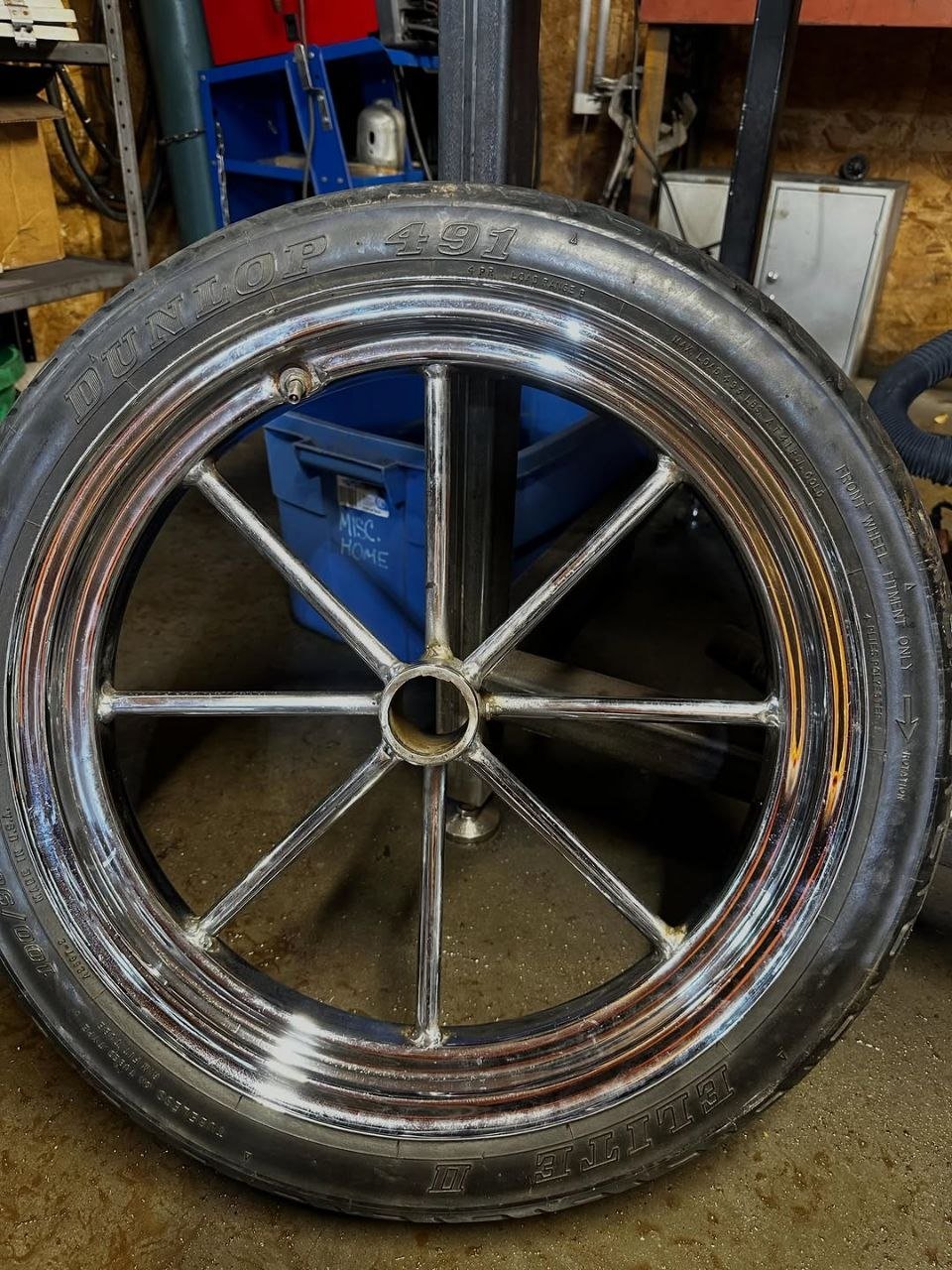 18 Inch Hallcraft Challenger Invader Wheel - Image 3