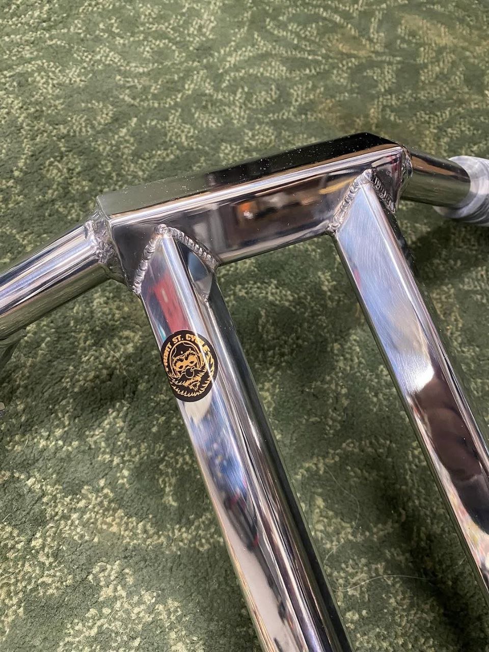 Invade N Evade 12 Inch Stainless Diamond T Bars - Image 7