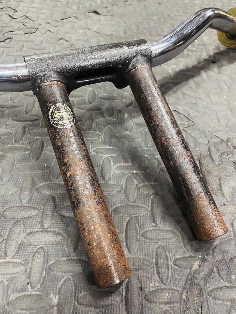 Rusty Moto Bars With 6.5 Inch Extended OGHD Riser - Image 7