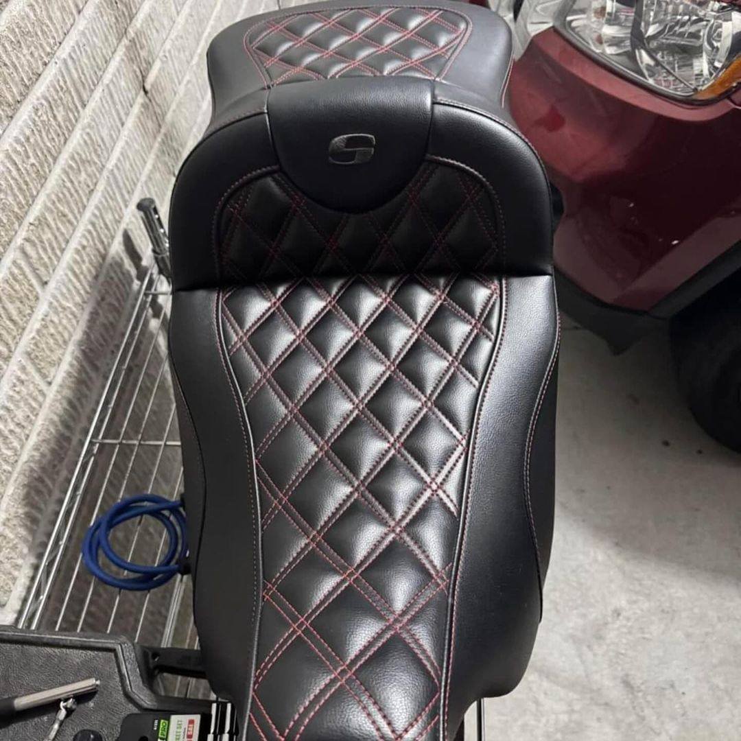Saddlemen Road Sofa Extended Reach Seat For Harley Touring - Image 3