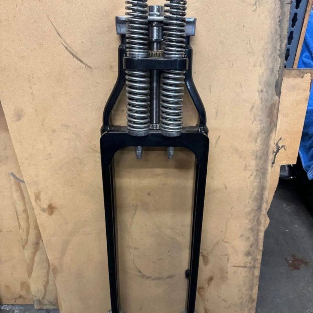 Standard length Paughco Springer front end. Black with chrome springs. Slight scratch shown in pic. $500 shipped - Image 5