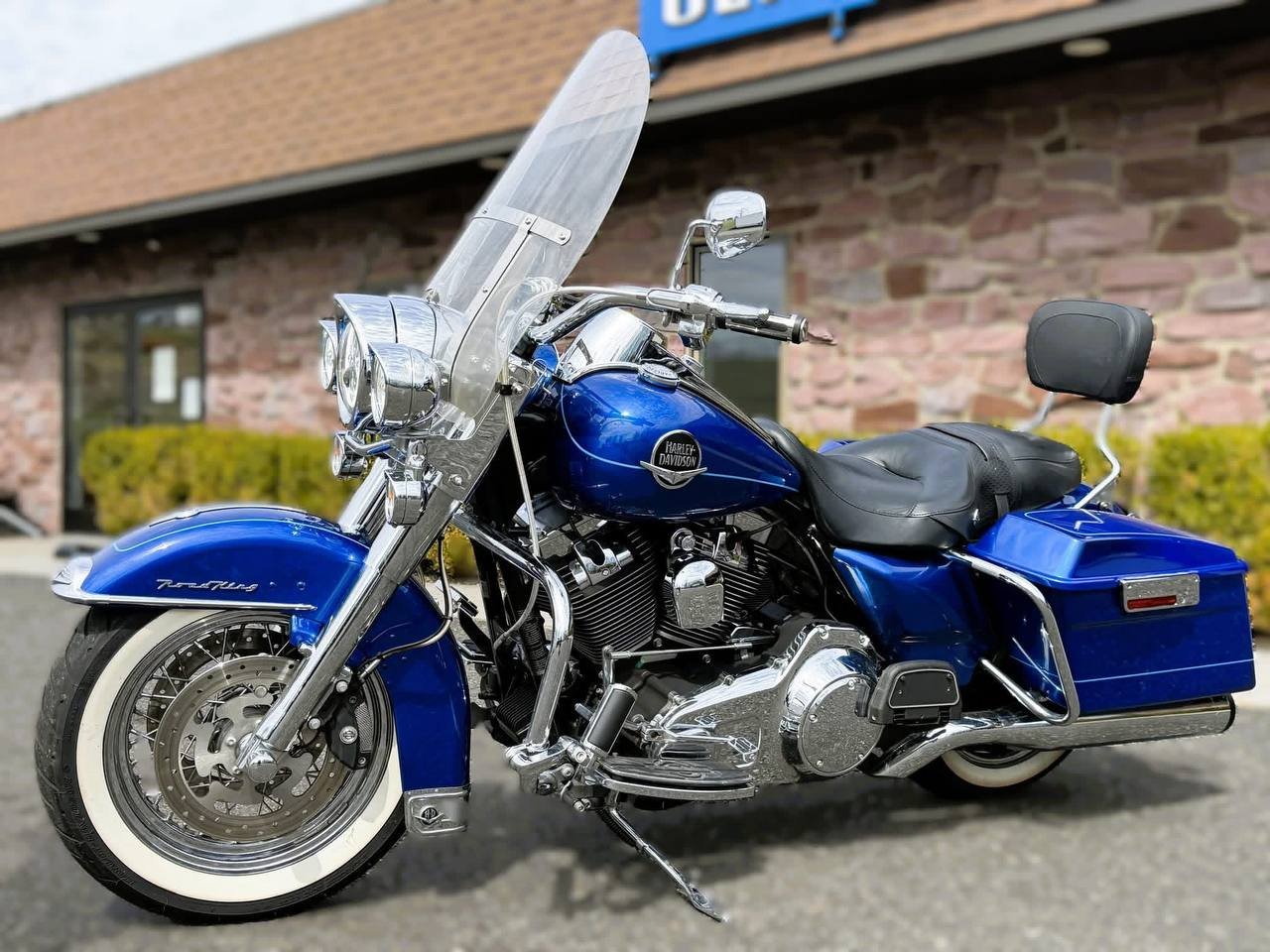 2009 Harley-Davidson Road King FLHRC One Owner Chromed Out Low Miles - Image 8
