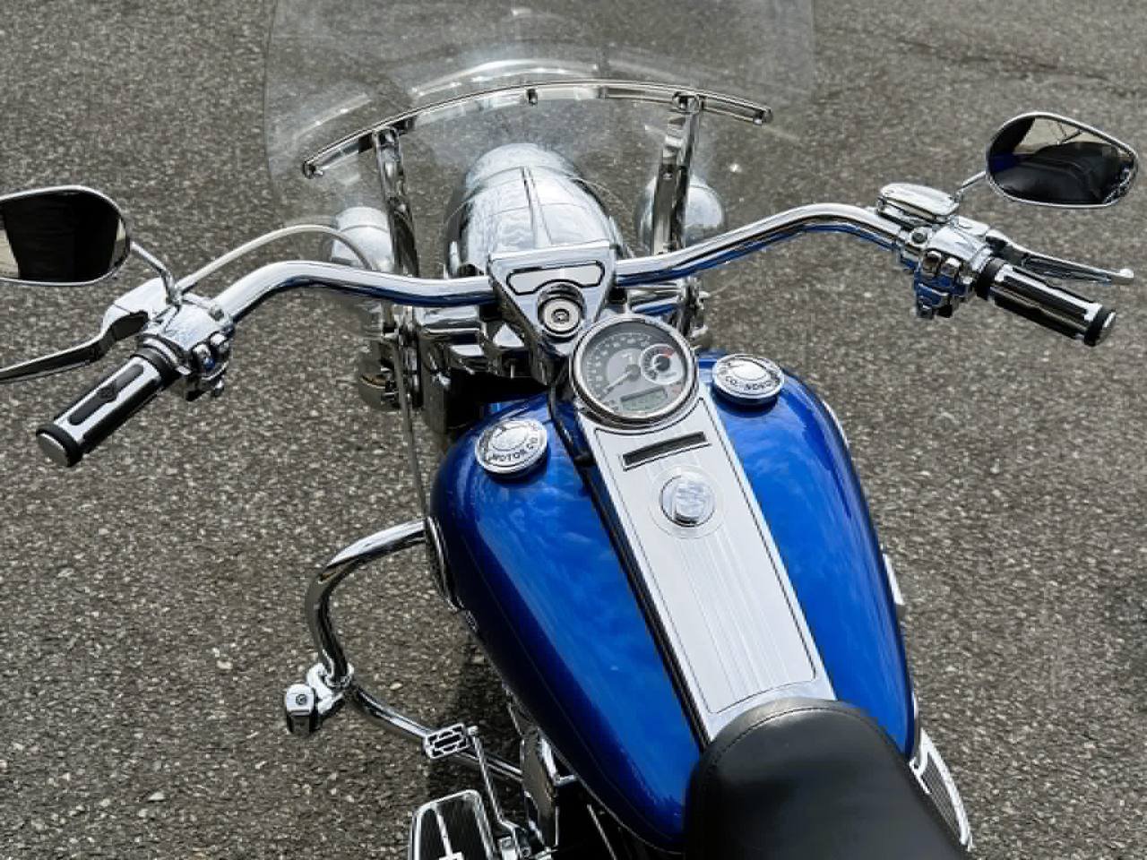 2009 Harley-Davidson Road King FLHRC One Owner Chromed Out Low Miles - Image 10