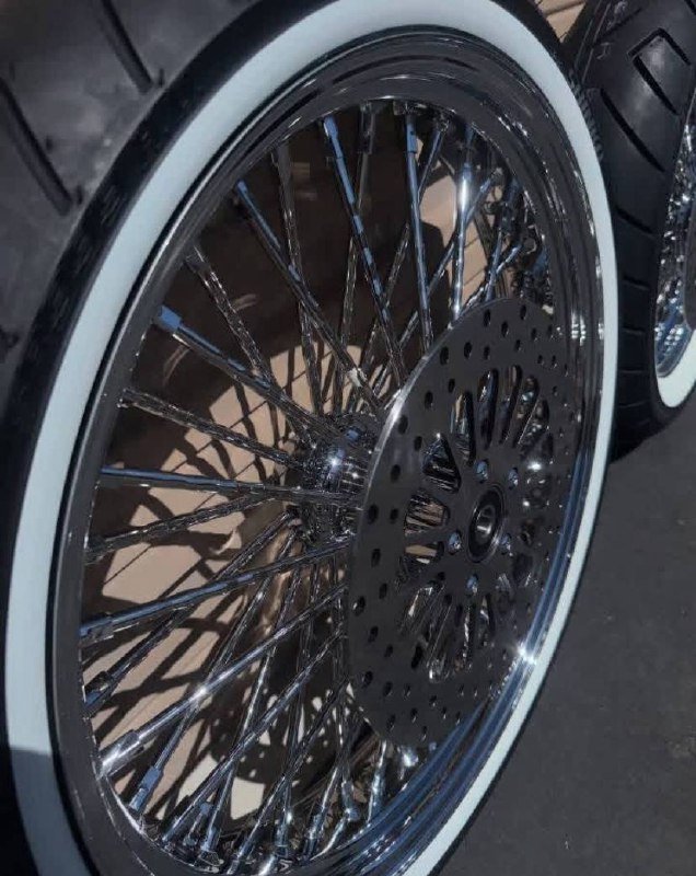 Harley-Davidson Rims With White Wall Tires - Image 3