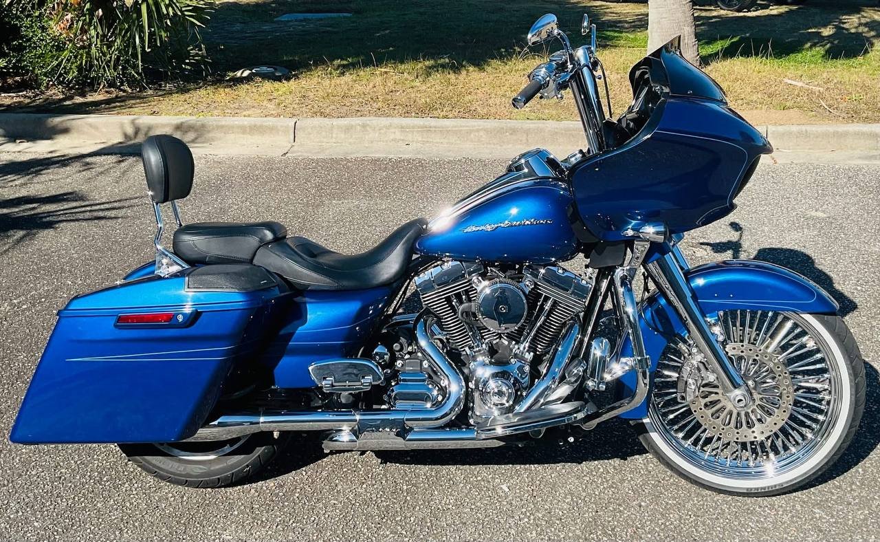 2015 Harley-Davidson Road Glide Special Low Miles Custom Bagger - Image 3