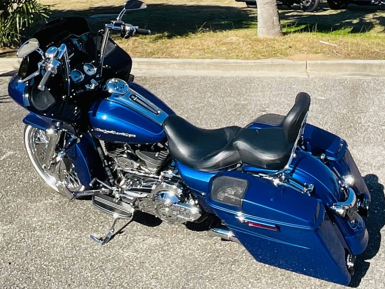 2015 Harley-Davidson Road Glide Special Low Miles Custom Bagger - Image 8
