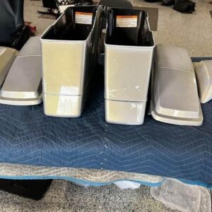 2007 Harley-Davidson Road King saddlebags with Kenwood speaker lids installed