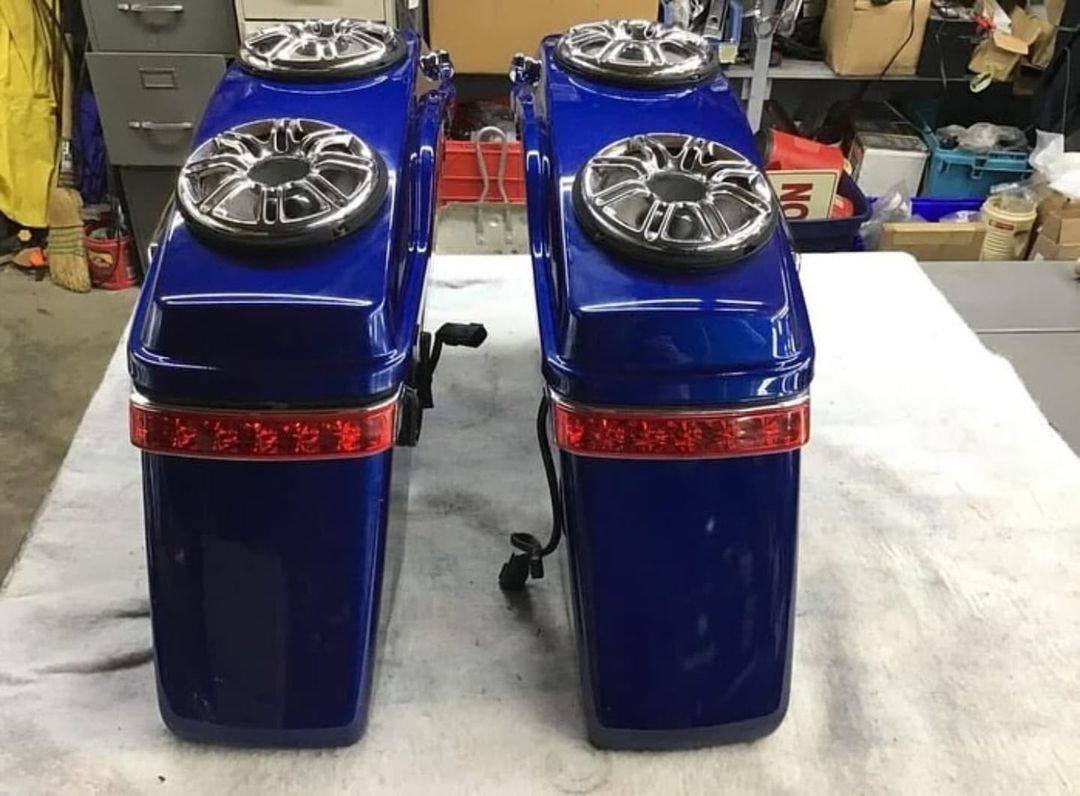 Harley-Davidson Superior Blue OEM saddlebags with four PVR audio speakers for Touring motorcycles