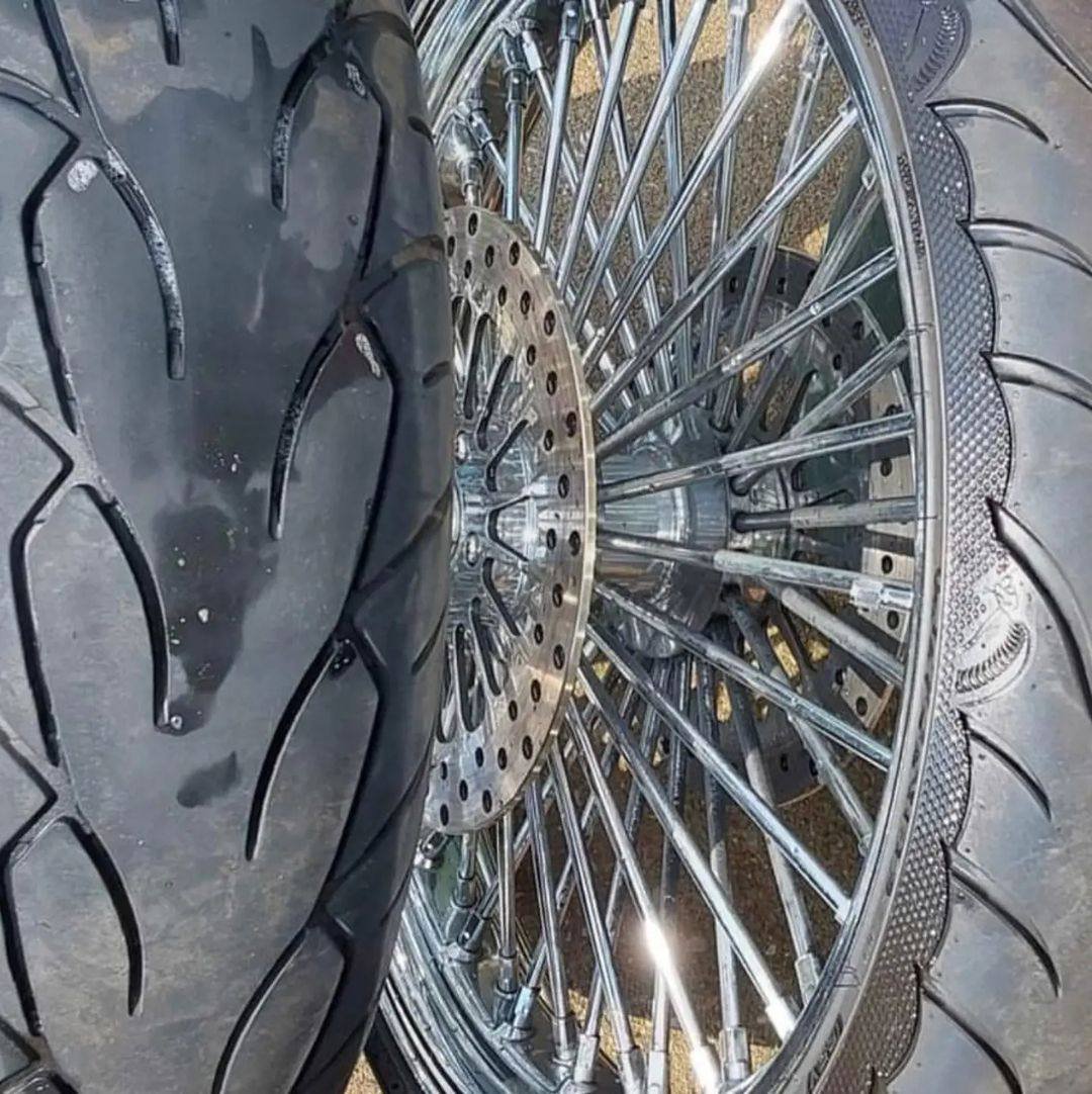 DNA Mammoth 23" Fat Spoke Wheel Set with Fender & Rotors for Harley-Davidson Touring Models - Image 7