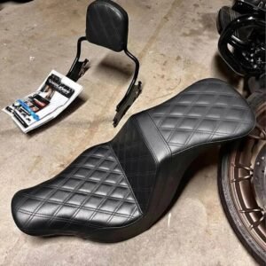 Saddlemen seat with quick detach sissy bar and lattice stitch backrest for Harley-Davidson Softail Low Rider