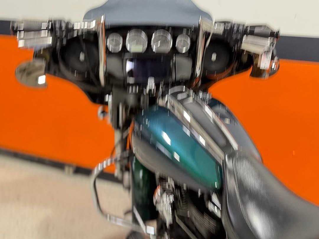 2021 Harley-Davidson Street Glide Special FLHXS 114 Snake Venom One Owner - Image 4