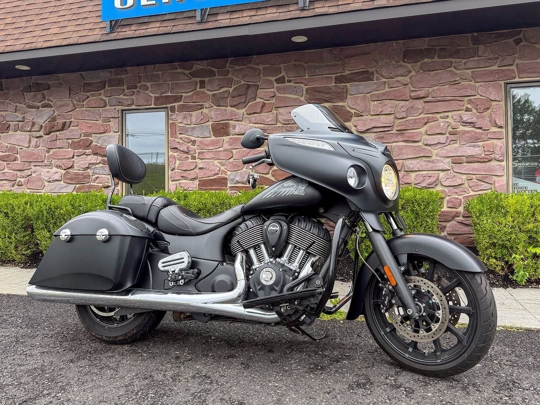 2018 Indian Motorcycle Chieftain Dark Horse – One Owner – Only 1,890 Miles