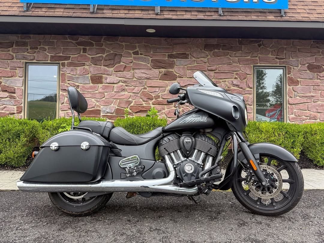 2018 Indian Motorcycle Chieftain Dark Horse – One Owner – Only 1,890 Miles - Image 6