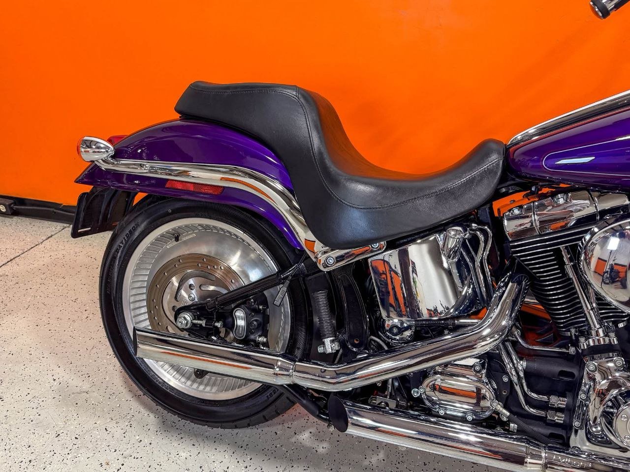 2002 Harley-Davidson Softail Deuce FXSTD motorcycle