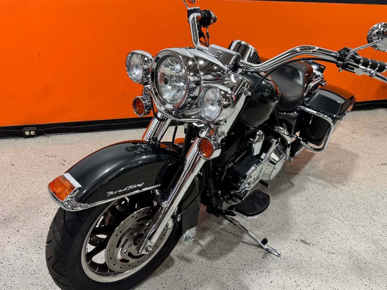 2006 Harley-Davidson Road King FLHRI - Image 9