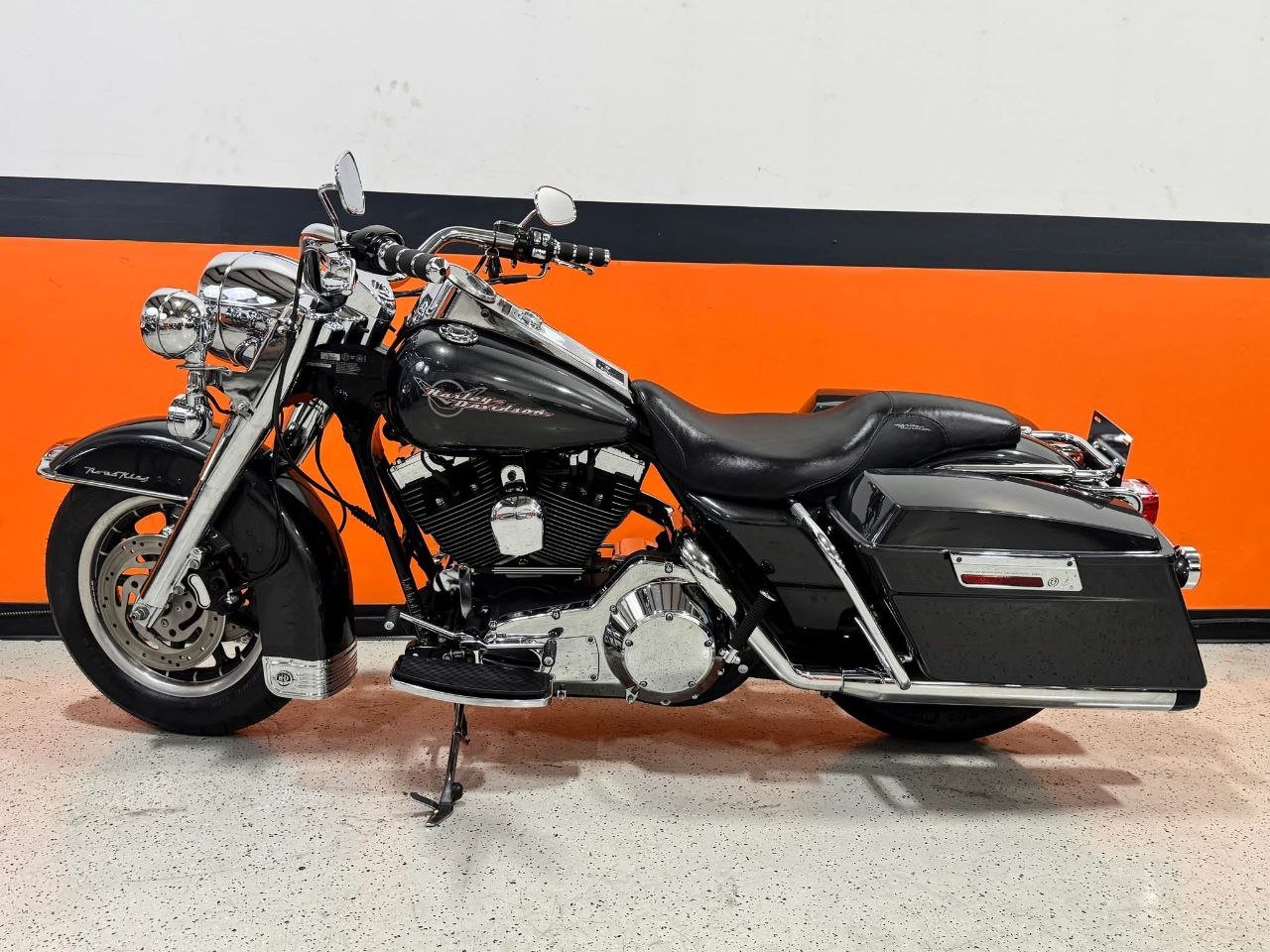 2006 Harley-Davidson Road King FLHRI - Image 3
