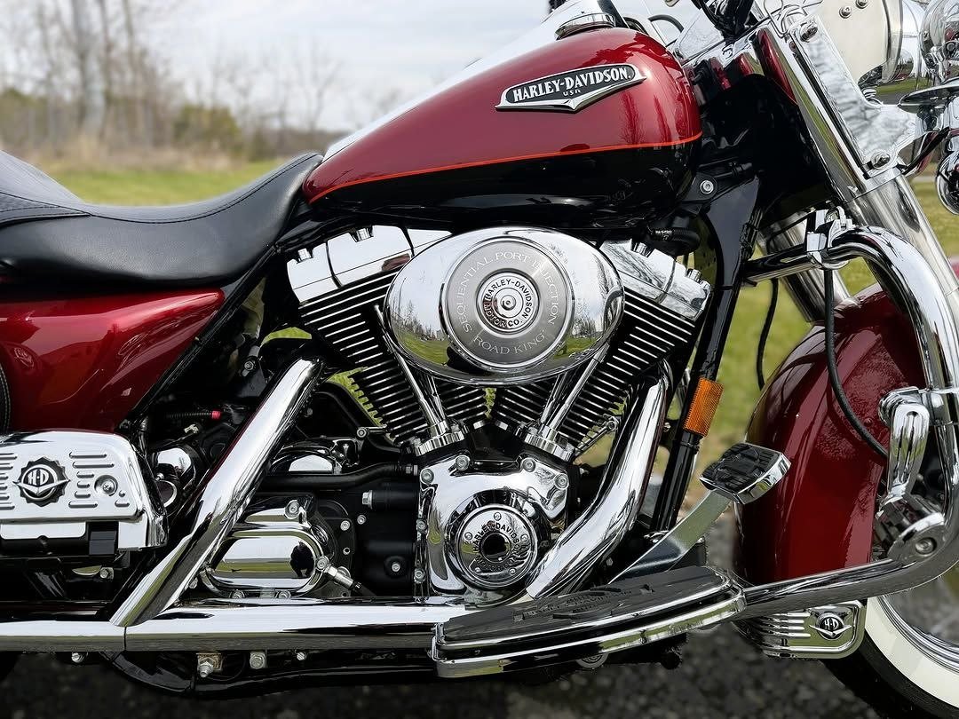 2006 Harley-Davidson Road King Classic FLHRCI, Many Extras, 9K Miles, One-Owner! - Image 8