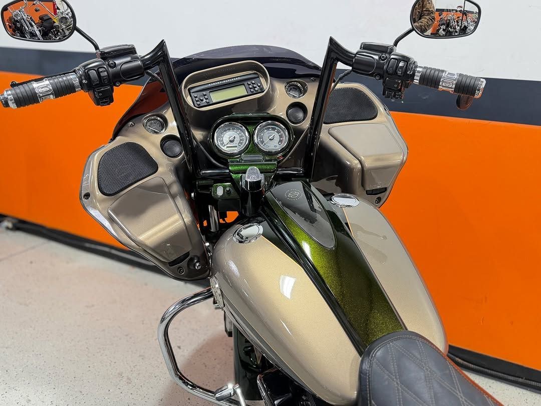 2013 Harley-Davidson CVO Road Glide Custom FLTRXSE2 - Image 5