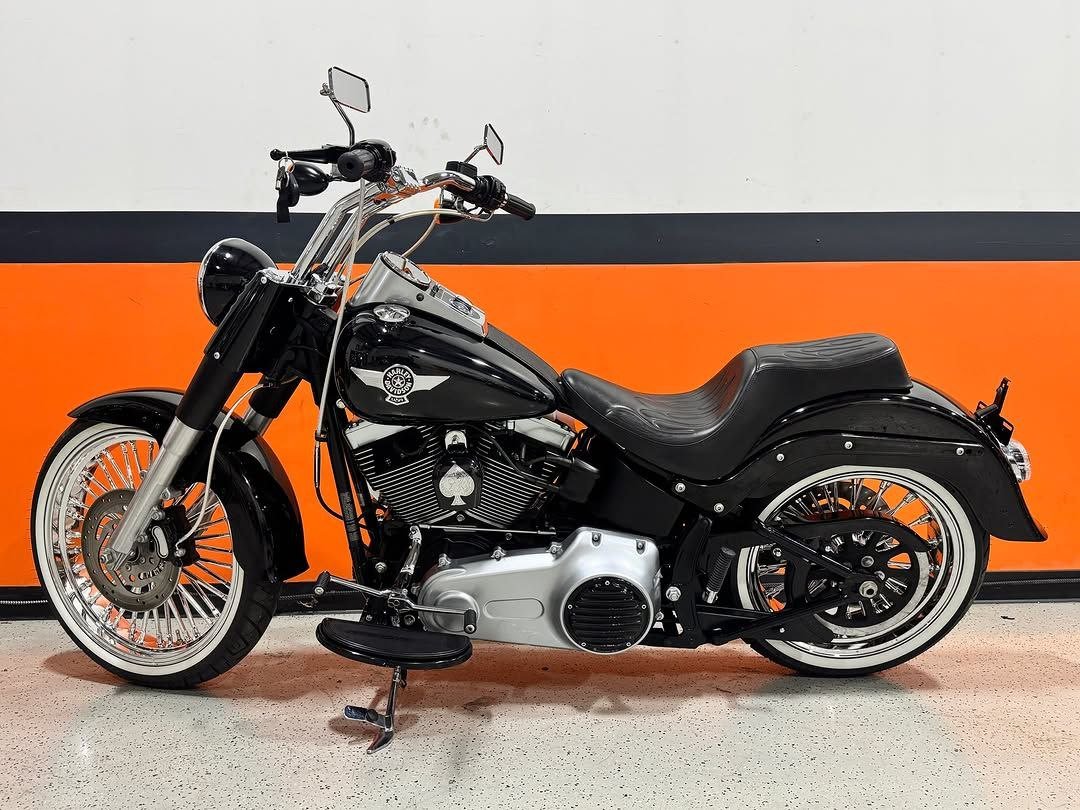 2010 Harley-Davidson Fat Boy Lo FLSTFB custom motorcycle